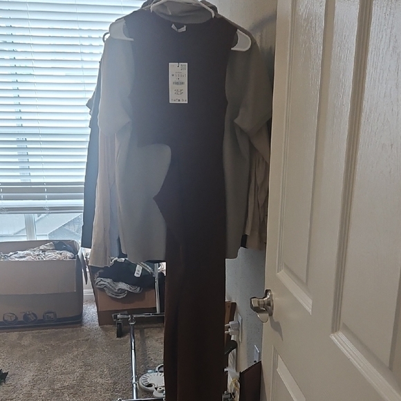 Chic Brown Women's Jumpsuit - Picture 1 of 2